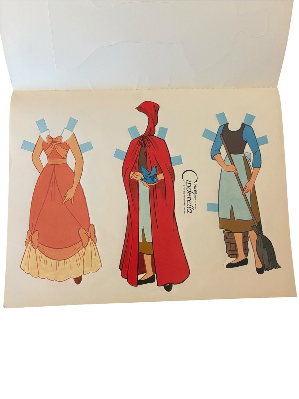 Vintage Walt Disney Classic Cinderella Paper Doll Book Vintage 1989 Uncut - Picture 3 of 9